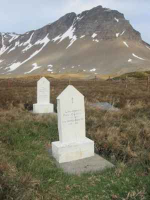 Grave of JOHNSEN, Lars