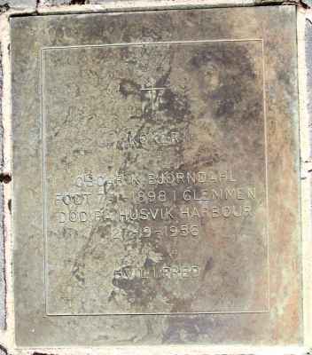 Detail of Grave of Klaus Oscar BJ&Oslash;RNDAHL