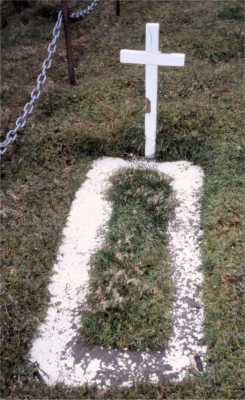 Unknown grave at the old Leith cemetery