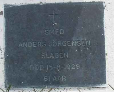 Detail of Grave of J&Oslash;RGENSEN, Anders