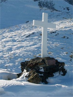 Memorial to SHACKLETON, Sir Ernest Henry